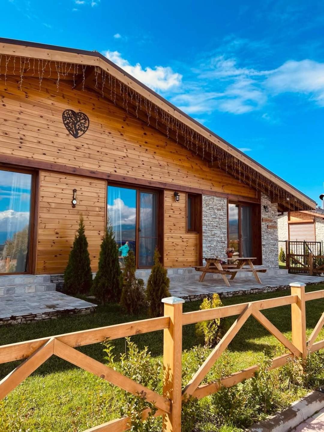 רזלוג Mountain Villa Jordan- With Jacuzzi מראה חיצוני תמונה